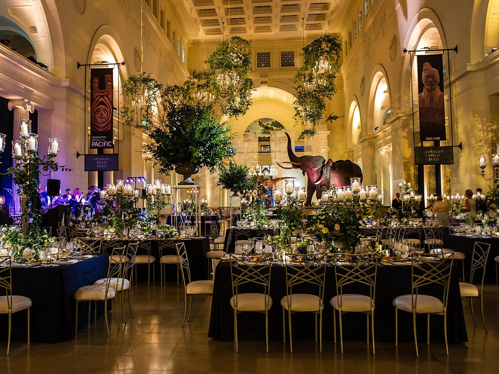 Jesse-Deckard-Event-Design-Chicago-FieldMuseum-Wedding_0141